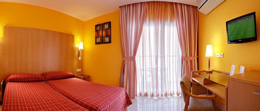 Hotel La Cala Finestrat Cala de Finestrat Rum bild